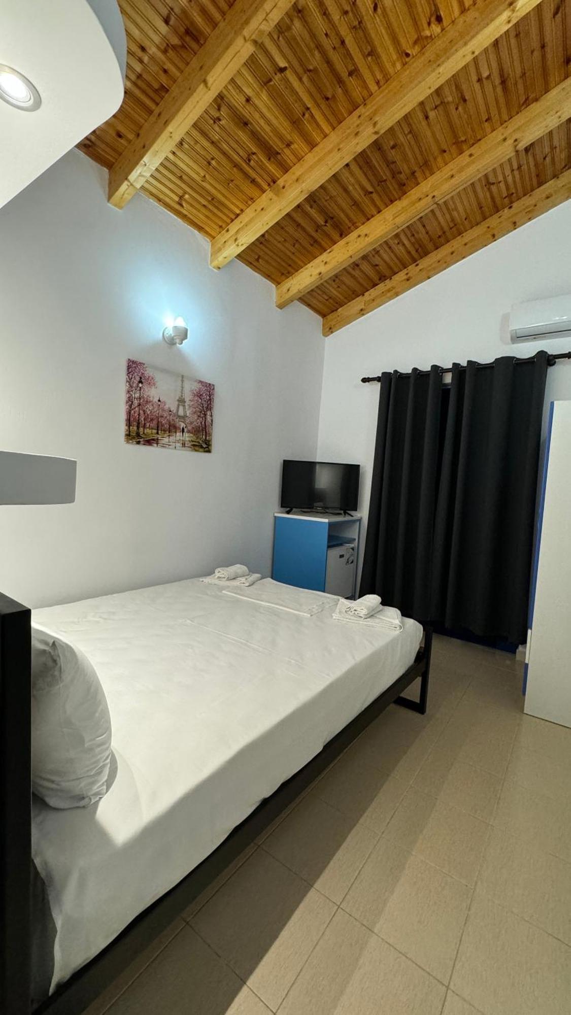 Itaka Summer Rooms Lukova Esterno foto